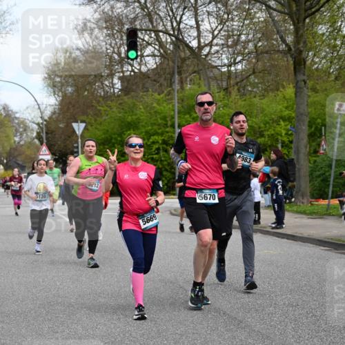 12.04.2026 - 45. Internationalen Wilhelmsburger Insellauf J. Mangold http://msf.ph/oto/9510193 12.04.2026 12:59:52 Ziel 4623, 4620, 3999, 5183, 5863, 5550, 5074, 5467, 3972, 2984, 2063, 2735, 5657, 4782, 2117, 2683, 4983, 3403, 4530, 5107, 5120, 4530, 5107, 5120, 2291, 5104, 5670, 5145, 5669, 3212, 3167, 3318, 3314, 3165, 4698, 4962, 5798, 4074, 5828, 5610, 5083, 4410, 3378 meine-sportfotos.de