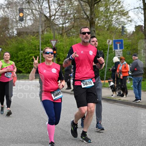 12.04.2026 - 45. Internationalen Wilhelmsburger Insellauf J. Mangold http://msf.ph/oto/9510201 12.04.2026 12:59:53 Ziel 4623, 4620, 3999, 5183, 5863, 5550, 5074, 5467, 3972, 2984, 2063, 2735, 5657, 4782, 2117, 2683, 4983, 3403, 4530, 5107, 5120, 2291, 5104, 5670, 5145, 5669, 2291, 5104, 5670, 5145, 5669, 3212, 3167, 3318, 3314, 3165, 4698, 4962, 5798, 4074, 5828, 4074, 5828, 5610, 5083, 4410, 3378 meine-sportfotos.de