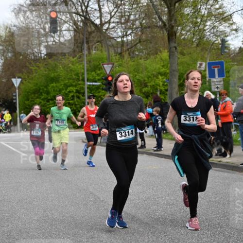 12.04.2026 - 45. Internationalen Wilhelmsburger Insellauf J. Mangold http://msf.ph/oto/9510230 12.04.2026 12:59:57 Ziel 3999, 5183, 5863, 5550, 5074, 5467, 3972, 2984, 2063, 2735, 5657, 4782, 2117, 2683, 4983, 3403, 4530, 5107, 5120, 2291, 5104, 5670, 5145, 5669, 3212, 3167, 3318, 3314, 3165, 4698, 4962, 5798, 4074, 5828, 5610, 5083, 4410, 3378 meine-sportfotos.de
