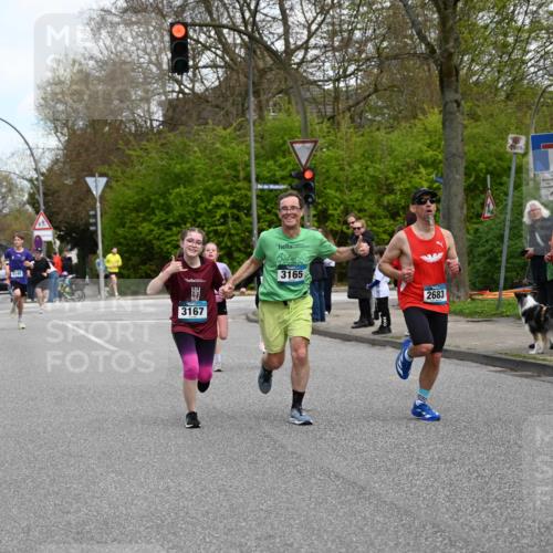 12.04.2026 - 45. Internationalen Wilhelmsburger Insellauf J. Mangold http://msf.ph/oto/9510240 12.04.2026 12:59:58 Ziel 3999, 5183, 5863, 5550, 5074, 5467, 3972, 2984, 2063, 2735, 5657, 4782, 2117, 2683, 4983, 3403, 4530, 5107, 5120, 2291, 5104, 5670, 5145, 5669, 3212, 3167, 3318, 3314, 3165, 3165, 4698, 4962, 5798, 4074, 5828, 5610, 5083, 4410, 4410, 3378 meine-sportfotos.de