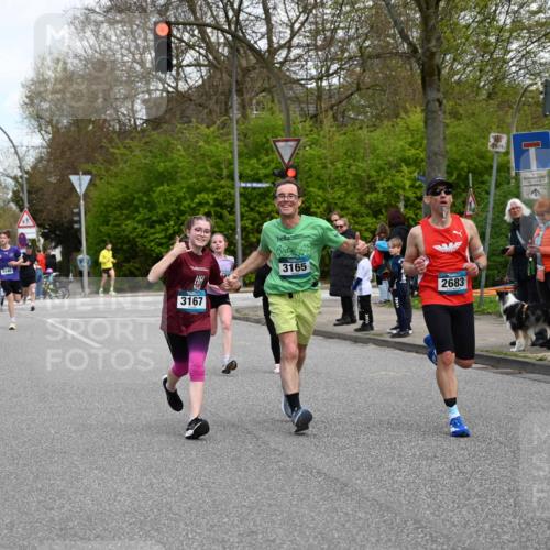 12.04.2026 - 45. Internationalen Wilhelmsburger Insellauf J. Mangold http://msf.ph/oto/9510243 12.04.2026 12:59:58 Ziel 3999, 5183, 5863, 5550, 5074, 5467, 3972, 2984, 2063, 2735, 5657, 4782, 2117, 2683, 4983, 3403, 4530, 5107, 5120, 2291, 5104, 5670, 5145, 5669, 3212, 3167, 3318, 3314, 3165, 3165, 4698, 4962, 5798, 4074, 5828, 5610, 5083, 4410, 4410, 3378 meine-sportfotos.de