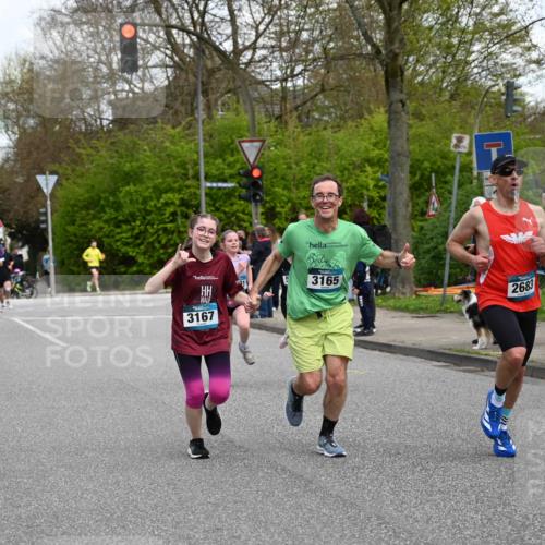 12.04.2026 - 45. Internationalen Wilhelmsburger Insellauf J. Mangold http://msf.ph/oto/9510249 12.04.2026 12:59:59 Ziel 5183, 5863, 5550, 5074, 5467, 3972, 2984, 2063, 2735, 5657, 4782, 2117, 2683, 4983, 3403, 4530, 5107, 5120, 2291, 5104, 5670, 5145, 5669, 3212, 3167, 3318, 3314, 3165, 4698, 4962, 5798, 4074, 5828, 5610, 5083, 4410, 3378, 5012 meine-sportfotos.de