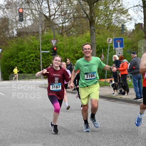 12.04.2026 - 45. Internationalen Wilhelmsburger Insellauf J. Mangold http://msf.ph/oto/9510254 12.04.2026 12:59:59 Ziel 5183, 5863, 5550, 5074, 5467, 3972, 2984, 2063, 2735, 5657, 4782, 2117, 2683, 4983, 3403, 4530, 5107, 5120, 2291, 5104, 5670, 5145, 5669, 3212, 3167, 3318, 3314, 3165, 4698, 4962, 5798, 4074, 5828, 5610, 5083, 4410, 3378, 5012 meine-sportfotos.de