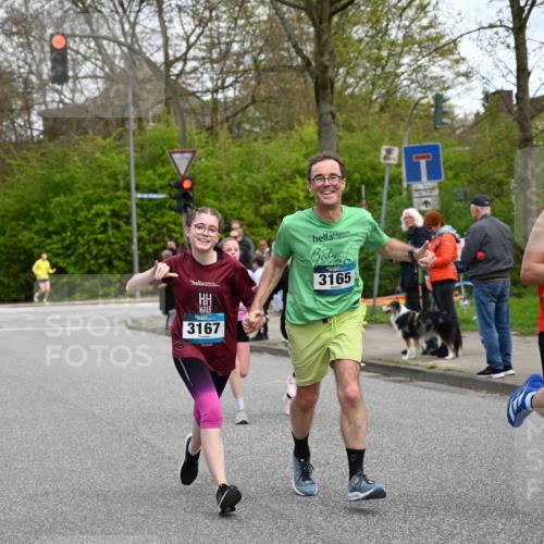 12.04.2026 - 45. Internationalen Wilhelmsburger Insellauf J. Mangold http://msf.ph/oto/9510255 12.04.2026 12:59:59 Ziel 5183, 5863, 5550, 5074, 5467, 3972, 2984, 2063, 2735, 5657, 4782, 2117, 2683, 4983, 3403, 4530, 5107, 5120, 2291, 5104, 5670, 5145, 5669, 3212, 3167, 3318, 3314, 3165, 4698, 4962, 5798, 4074, 5828, 5610, 5083, 4410, 3378, 5012 meine-sportfotos.de