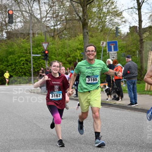 12.04.2026 - 45. Internationalen Wilhelmsburger Insellauf J. Mangold http://msf.ph/oto/9510256 12.04.2026 12:59:59 Ziel 5183, 5863, 5550, 5074, 5467, 3972, 2984, 2063, 2735, 5657, 4782, 2117, 2683, 4983, 3403, 4530, 5107, 5120, 2291, 5104, 5670, 5145, 5669, 3212, 3167, 3318, 3314, 3165, 4698, 4962, 5798, 4074, 5828, 5610, 5083, 4410, 3378, 5012 meine-sportfotos.de