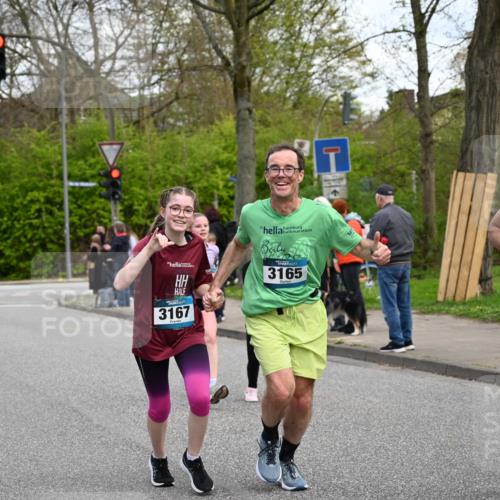 12.04.2026 - 45. Internationalen Wilhelmsburger Insellauf J. Mangold http://msf.ph/oto/9510258 12.04.2026 12:59:59 Ziel 5183, 5863, 5550, 5074, 5467, 3972, 2984, 2063, 2735, 5657, 4782, 2117, 2683, 4983, 3403, 4530, 5107, 5120, 2291, 5104, 5670, 5145, 5669, 3212, 3167, 3318, 3314, 3165, 4698, 4962, 5798, 4074, 5828, 5610, 5083, 4410, 3378, 5012 meine-sportfotos.de