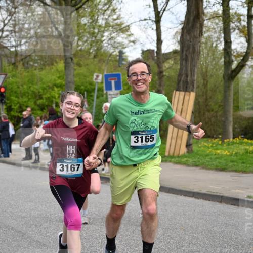 12.04.2026 - 45. Internationalen Wilhelmsburger Insellauf J. Mangold http://msf.ph/oto/9510263 12.04.2026 13:00:00 Ziel 5183, 5863, 5550, 5074, 5467, 3972, 2984, 2063, 2735, 5657, 4782, 2117, 2683, 4983, 3403, 4530, 5107, 5120, 2291, 5104, 5670, 5145, 5669, 3212, 3167, 3318, 3314, 3165, 4698, 4698, 4962, 5798, 4074, 5828, 5610, 5083, 4410, 3378, 5012 meine-sportfotos.de