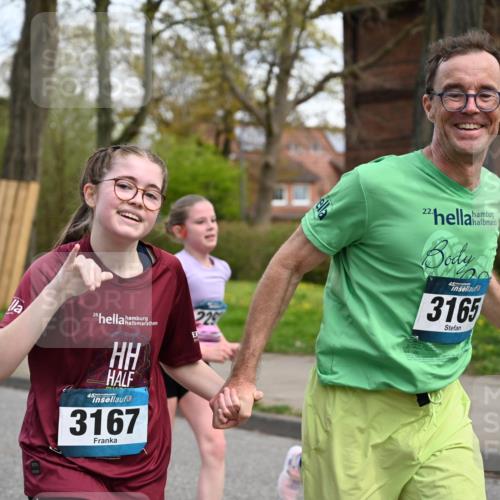 12.04.2026 - 45. Internationalen Wilhelmsburger Insellauf J. Mangold http://msf.ph/oto/9510273 12.04.2026 13:00:01 Ziel 5863, 5550, 5074, 5467, 3972, 2984, 2063, 2735, 5657, 4782, 2117, 2683, 4983, 3403, 4530, 5107, 5120, 2291, 5104, 5670, 5145, 5669, 3212, 3167, 3318, 3314, 3165, 4698, 4962, 5798, 4074, 5828, 5610, 5083, 4410, 3378, 5012, 2303, 4997, 4397 meine-sportfotos.de