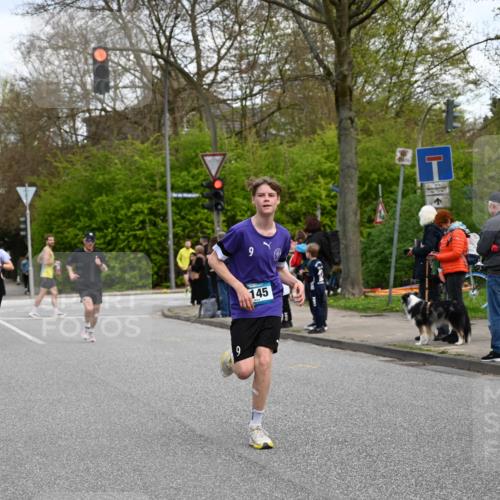 12.04.2026 - 45. Internationalen Wilhelmsburger Insellauf J. Mangold http://msf.ph/oto/9510282 12.04.2026 13:00:03 Ziel 5074, 5467, 3972, 2984, 2063, 2735, 5657, 4782, 2117, 2683, 4983, 3403, 4530, 5107, 5120, 2291, 5104, 5670, 5145, 5669, 3212, 3167, 3318, 3314, 3165, 4698, 4962, 5798, 4074, 5828, 5610, 5083, 4410, 3378, 5012, 2303, 4997, 4397, 5854 meine-sportfotos.de
