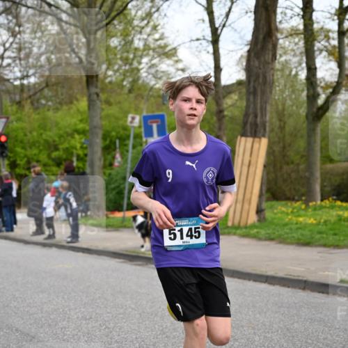 12.04.2026 - 45. Internationalen Wilhelmsburger Insellauf J. Mangold http://msf.ph/oto/9510295 12.04.2026 13:00:04 Ziel 5467, 3972, 2984, 2063, 2735, 5657, 4782, 2117, 2683, 4983, 3403, 4530, 5107, 5120, 2291, 5104, 5670, 5145, 5669, 3212, 3167, 3318, 3314, 3165, 4698, 4962, 5798, 4074, 5828, 5610, 5083, 4410, 3378, 3378, 5012, 2303, 4997, 4397, 5854 meine-sportfotos.de