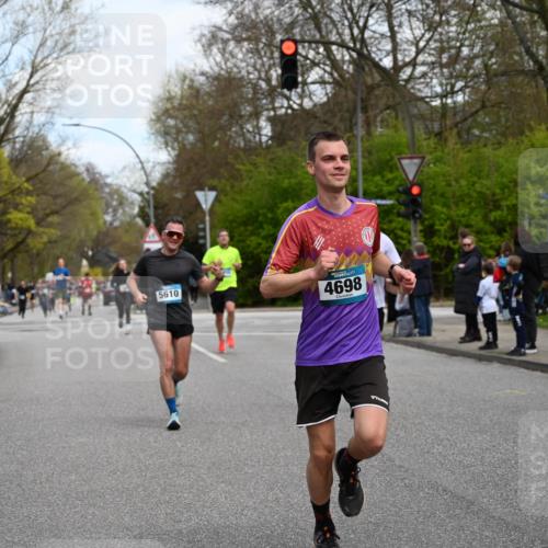 12.04.2026 - 45. Internationalen Wilhelmsburger Insellauf J. Mangold http://msf.ph/oto/9510340 12.04.2026 13:00:11 Ziel 5657, 4782, 2117, 2683, 4983, 3403, 4530, 5107, 5120, 2291, 5104, 5670, 5145, 5669, 3212, 3167, 3318, 3314, 3165, 4698, 4962, 5798, 4074, 5828, 5610, 5083, 4410, 3378, 5012, 5012, 2303, 4997, 4397, 5854, 5737, 5412, 4826, 3136, 4098 meine-sportfotos.de