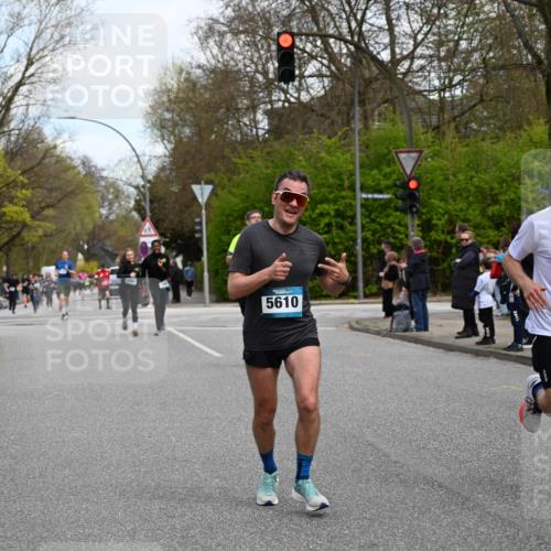 12.04.2026 - 45. Internationalen Wilhelmsburger Insellauf J. Mangold http://msf.ph/oto/9510353 12.04.2026 13:00:12 Ziel 4782, 2117, 2683, 4983, 3403, 4530, 5107, 5120, 2291, 5104, 5670, 5145, 5669, 3212, 3167, 3318, 3314, 3165, 4698, 4962, 5798, 4074, 5828, 5610, 5083, 4410, 3378, 5012, 2303, 4997, 4397, 5854, 5737, 5412, 4826, 3136, 4098, 4468, 2964 meine-sportfotos.de