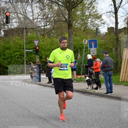 12.04.2026 - 45. Internationalen Wilhelmsburger Insellauf J. Mangold http://msf.ph/oto/9510376 12.04.2026 13:00:15 Ziel 2683, 4983, 3403, 4530, 5107, 5120, 2291, 5104, 5670, 5145, 5669, 3212, 3167, 3318, 3314, 3165, 4698, 4962, 5798, 4074, 5828, 5610, 5083, 4410, 3378, 5012, 2303, 4997, 4397, 5854, 5854, 5737, 5412, 4826, 3136, 4098, 4468, 2964, 5311, 4707 meine-sportfotos.de