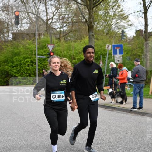 12.04.2026 - 45. Internationalen Wilhelmsburger Insellauf J. Mangold http://msf.ph/oto/9510405 12.04.2026 13:00:20 Ziel 3212, 3167, 3318, 3314, 3165, 4698, 4962, 5798, 4074, 5828, 5610, 5083, 4410, 3378, 5012, 2303, 4997, 4397, 5854, 5737, 5412, 4826, 5412, 4826, 3136, 4098, 4468, 2964, 5311, 4707, 4696, 5777, 3166, 4702, 4407 meine-sportfotos.de