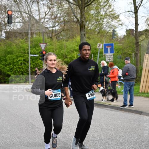 12.04.2026 - 45. Internationalen Wilhelmsburger Insellauf J. Mangold http://msf.ph/oto/9510406 12.04.2026 13:00:20 Ziel 3212, 3167, 3318, 3314, 3165, 4698, 4962, 5798, 4074, 5828, 5610, 5083, 4410, 3378, 5012, 2303, 4997, 4397, 5854, 5737, 5412, 4826, 5412, 4826, 3136, 4098, 4468, 2964, 5311, 4707, 4696, 5777, 3166, 4702, 4407 meine-sportfotos.de