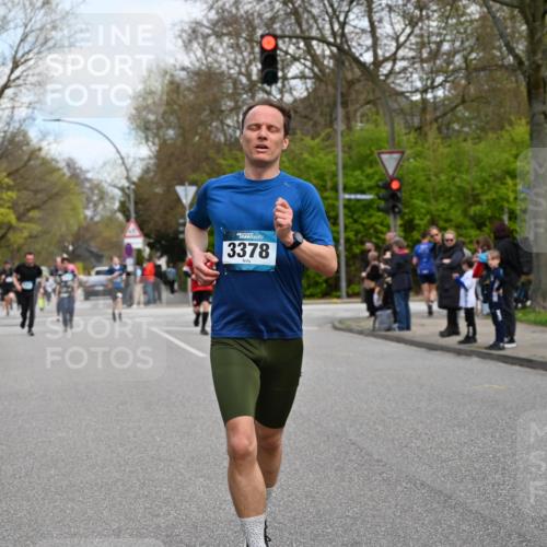12.04.2026 - 45. Internationalen Wilhelmsburger Insellauf J. Mangold http://msf.ph/oto/9510421 12.04.2026 13:00:22 Ziel 3165, 4698, 4962, 5798, 4074, 5828, 5610, 5083, 4410, 3378, 5012, 2303, 4997, 4397, 5854, 5737, 5412, 4826, 3136, 4098, 4468, 2964, 5311, 4707, 4696, 5777, 3166, 4702, 4407, 4827 meine-sportfotos.de