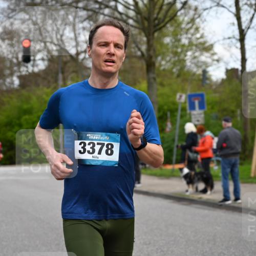 12.04.2026 - 45. Internationalen Wilhelmsburger Insellauf J. Mangold http://msf.ph/oto/9510429 12.04.2026 13:00:23 Ziel 3165, 4698, 4962, 5798, 4074, 5828, 5610, 5083, 4410, 3378, 5012, 5012, 2303, 4997, 4397, 5854, 5737, 5412, 4826, 3136, 4098, 4468, 2964, 5311, 4707, 4696, 5777, 3166, 4702, 4407, 4827 meine-sportfotos.de