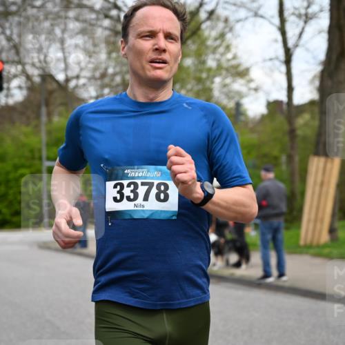 12.04.2026 - 45. Internationalen Wilhelmsburger Insellauf J. Mangold http://msf.ph/oto/9510431 12.04.2026 13:00:23 Ziel 3165, 4698, 4962, 5798, 4074, 5828, 5610, 5083, 4410, 3378, 5012, 5012, 2303, 4997, 4397, 5854, 5737, 5412, 4826, 3136, 4098, 4468, 2964, 5311, 4707, 4696, 5777, 3166, 4702, 4407, 4827 meine-sportfotos.de
