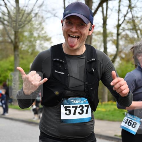 12.04.2026 - 45. Internationalen Wilhelmsburger Insellauf J. Mangold http://msf.ph/oto/9510493 12.04.2026 13:00:36 Ziel 3378, 5012, 2303, 4997, 4397, 5854, 5737, 5412, 4826, 3136, 4098, 4468, 2964, 4468, 2964, 5311, 4707, 4696, 5777, 3166, 4702, 4407, 4827, 4622, 5799, 4537, 4538, 4830, 4354, 4772, 4355, 5106, 4332, 5765, 4944, 4546, 5485, 4625, 4637, 3436 meine-sportfotos.de