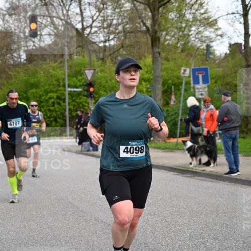 12.04.2026 - 45. Internationalen Wilhelmsburger Insellauf J. Mangold http://msf.ph/oto/9510512 12.04.2026 13:00:39 Ziel 3378, 5012, 2303, 4997, 4397, 5854, 5737, 5412, 4826, 3136, 4098, 4468, 2964, 5311, 4707, 4696, 5777, 3166, 4702, 4407, 4827, 4622, 5799, 4537, 4538, 4830, 4354, 4772, 4355, 5106, 4332, 5765, 4944, 4546, 5485, 4625, 4637, 3436, 3437, 2578, 4937, 5135 meine-sportfotos.de