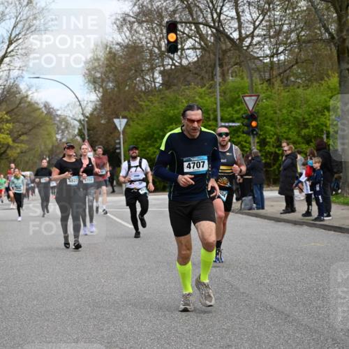 12.04.2026 - 45. Internationalen Wilhelmsburger Insellauf J. Mangold http://msf.ph/oto/9510515 12.04.2026 13:00:40 Ziel 3378, 5012, 2303, 4997, 4397, 5854, 5737, 5412, 4826, 3136, 4098, 4468, 2964, 5311, 4707, 4696, 5777, 3166, 4702, 4407, 4827, 4622, 5799, 4537, 4538, 5799, 4537, 4538, 4830, 4354, 4772, 4355, 5106, 4332, 5765, 4944, 4546, 5485, 4625, 4637, 3436, 3437, 2578, 4937, 5135, 5186, 4765 meine-sportfotos.de
