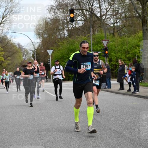 12.04.2026 - 45. Internationalen Wilhelmsburger Insellauf J. Mangold http://msf.ph/oto/9510516 12.04.2026 13:00:40 Ziel 3378, 5012, 2303, 4997, 4397, 5854, 5737, 5412, 4826, 3136, 4098, 4468, 2964, 5311, 4707, 4696, 5777, 3166, 4702, 4407, 4827, 4622, 5799, 4537, 4538, 5799, 4537, 4538, 4830, 4354, 4772, 4355, 5106, 4332, 5765, 4944, 4546, 5485, 4625, 4637, 3436, 3437, 2578, 4937, 5135, 5186, 4765 meine-sportfotos.de