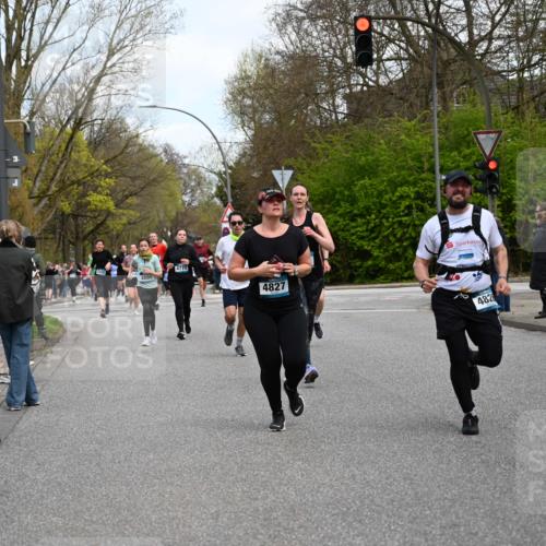 12.04.2026 - 45. Internationalen Wilhelmsburger Insellauf J. Mangold http://msf.ph/oto/9510529 12.04.2026 13:00:41 Ziel 3378, 5012, 2303, 4997, 4397, 5854, 5737, 5412, 4826, 3136, 4098, 4468, 2964, 5311, 4707, 4696, 4696, 5777, 3166, 4702, 4407, 4827, 4622, 5799, 4537, 4538, 4830, 4354, 4772, 4355, 5106, 4332, 5765, 4944, 4546, 5485, 4625, 4637, 3436, 3437, 2578, 4937, 5135, 5186, 4765 meine-sportfotos.de