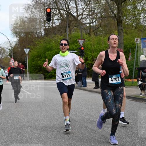 12.04.2026 - 45. Internationalen Wilhelmsburger Insellauf J. Mangold http://msf.ph/oto/9510551 12.04.2026 13:00:44 Ziel 5012, 2303, 4997, 4397, 5854, 5737, 5412, 4826, 3136, 4098, 4468, 2964, 5311, 4707, 4696, 5777, 3166, 4702, 4407, 4407, 4827, 4622, 5799, 4537, 4538, 4830, 4354, 4772, 4355, 5106, 4332, 5765, 5765, 4944, 4546, 5485, 4625, 4637, 3436, 3437, 2578, 4937, 5135, 5186, 4765, 5167, 4869, 5636, 3954, 5182 meine-sportfotos.de
