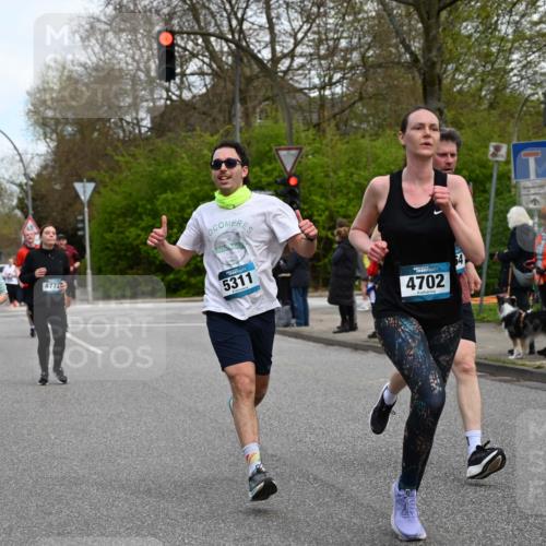 12.04.2026 - 45. Internationalen Wilhelmsburger Insellauf J. Mangold http://msf.ph/oto/9510552 12.04.2026 13:00:44 Ziel 5012, 2303, 4997, 4397, 5854, 5737, 5412, 4826, 3136, 4098, 4468, 2964, 5311, 4707, 4696, 5777, 3166, 4702, 4407, 4407, 4827, 4622, 5799, 4537, 4538, 4830, 4354, 4772, 4355, 5106, 4332, 5765, 5765, 4944, 4546, 5485, 4625, 4637, 3436, 3437, 2578, 4937, 5135, 5186, 4765, 5167, 4869, 5636, 3954, 5182 meine-sportfotos.de