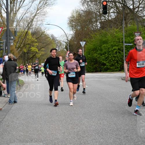 12.04.2026 - 45. Internationalen Wilhelmsburger Insellauf J. Mangold http://msf.ph/oto/9510582 12.04.2026 13:00:49 Ziel 2303, 4997, 4397, 5854, 5737, 5412, 4826, 3136, 4098, 4468, 2964, 5311, 4707, 4696, 5777, 3166, 4702, 4407, 4827, 4622, 4622, 5799, 4537, 4538, 4830, 4354, 4772, 4355, 5106, 4332, 5765, 4944, 4546, 5485, 4625, 4637, 3436, 3437, 2578, 4937, 3437, 2578, 4937, 5135, 5186, 4765, 5167, 4869, 5636, 3954, 5182, 4778, 5692, 4644, 4925, 5351, 5140, 4965 meine-sportfotos.de