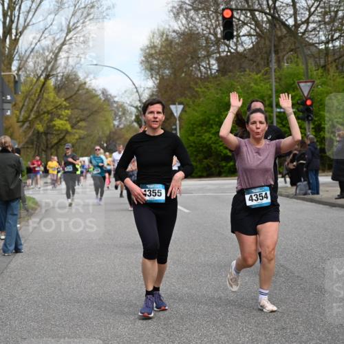 12.04.2026 - 45. Internationalen Wilhelmsburger Insellauf J. Mangold http://msf.ph/oto/9510591 12.04.2026 13:00:51 Ziel 5854, 5737, 5412, 4826, 3136, 4098, 4468, 2964, 5311, 4707, 4696, 5777, 3166, 4702, 4407, 4827, 4622, 5799, 4537, 4538, 4830, 4354, 4772, 4355, 5106, 4332, 5765, 4944, 4546, 5485, 4625, 4637, 3436, 3437, 2578, 4937, 5135, 5135, 5186, 4765, 5167, 4869, 5636, 3954, 5182, 4778, 5692, 4644, 4925, 5351, 5140, 4965, 3154, 4754 meine-sportfotos.de