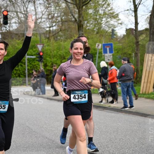 12.04.2026 - 45. Internationalen Wilhelmsburger Insellauf J. Mangold http://msf.ph/oto/9510602 12.04.2026 13:00:52 Ziel 5854, 5737, 5412, 4826, 3136, 4098, 4468, 2964, 5311, 4707, 4696, 5777, 3166, 4702, 4407, 4827, 4622, 5799, 4537, 4538, 5799, 4537, 4538, 4830, 4354, 4772, 4355, 5106, 4332, 5765, 4944, 4546, 5485, 4625, 4637, 3436, 3437, 2578, 4937, 5135, 5186, 4765, 5186, 4765, 5167, 4869, 5636, 3954, 5182, 4778, 5692, 4644, 4925, 5351, 5140, 4965, 3154, 4754, 4890, 4888, 4889, 5349, 3726 meine-sportfotos.de