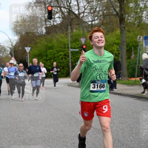 12.04.2026 - 45. Internationalen Wilhelmsburger Insellauf J. Mangold http://msf.ph/oto/9510617 12.04.2026 13:00:53 Ziel 5737, 5412, 4826, 3136, 4098, 4468, 2964, 5311, 4707, 4696, 5777, 3166, 4702, 4407, 4827, 4622, 5799, 4537, 4538, 4830, 4354, 4772, 4355, 5106, 4332, 5765, 4944, 4546, 5485, 4625, 4637, 3436, 3437, 2578, 4937, 5135, 5186, 4765, 5167, 4869, 5636, 3954, 5182, 4778, 5692, 4644, 4925, 5351, 5140, 4965, 3154, 4754, 4890, 4888, 4889, 5349, 3726 meine-sportfotos.de