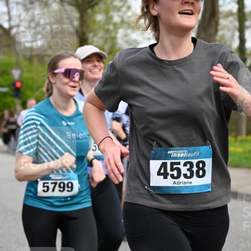 12.04.2026 - 45. Internationalen Wilhelmsburger Insellauf J. Mangold http://msf.ph/oto/9510661 12.04.2026 13:00:58 Ziel 3136, 4098, 4468, 2964, 5311, 4707, 4696, 5777, 3166, 4702, 4407, 4827, 4622, 5799, 4537, 4538, 4830, 4354, 4772, 4355, 5106, 4332, 5765, 4944, 4546, 4944, 4546, 5485, 4625, 4637, 3436, 3437, 2578, 4937, 5135, 5186, 4765, 5167, 4869, 5636, 3954, 5182, 4778, 5692, 4644, 5692, 4644, 4925, 5351, 5140, 4965, 3154, 4754, 4890, 4888, 4889, 5349, 3726, 5679, 5472, 5807, 5782, 4666, 5781 meine-sportfotos.de