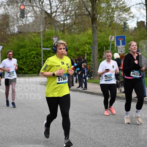 12.04.2026 - 45. Internationalen Wilhelmsburger Insellauf J. Mangold http://msf.ph/oto/9510673 12.04.2026 13:00:59 Ziel 4468, 2964, 5311, 4707, 4696, 5777, 3166, 4702, 4407, 4827, 4622, 5799, 4537, 4538, 4830, 4354, 4772, 4355, 5106, 4332, 5765, 4944, 4546, 5485, 5485, 4625, 4637, 3436, 3437, 2578, 4937, 5135, 5186, 4765, 5167, 4869, 5636, 3954, 5182, 4778, 5692, 4644, 4925, 5351, 4925, 5351, 5140, 4965, 3154, 4754, 4890, 4888, 4889, 5349, 3726, 5679, 5472, 5807, 5782, 4666, 5781 meine-sportfotos.de