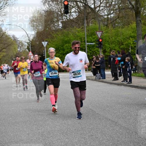 12.04.2026 - 45. Internationalen Wilhelmsburger Insellauf J. Mangold http://msf.ph/oto/9510682 12.04.2026 13:01:01 Ziel 4468, 2964, 5311, 4707, 4696, 5777, 3166, 4702, 4407, 4827, 4622, 5799, 4537, 4538, 4830, 4354, 4772, 4355, 5106, 4332, 5765, 4944, 4546, 5485, 4625, 4637, 3436, 3437, 2578, 4937, 3437, 2578, 4937, 5135, 5186, 4765, 5167, 4869, 5636, 3954, 5182, 4778, 5692, 4644, 4925, 5351, 5140, 4965, 4965, 3154, 4754, 4890, 4888, 4889, 5349, 3726, 5679, 5472, 5807, 5782, 4666, 5781, 5796, 2675 meine-sportfotos.de