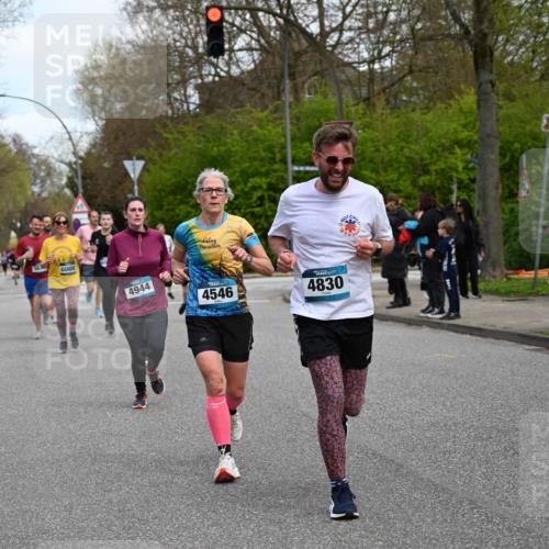 12.04.2026 - 45. Internationalen Wilhelmsburger Insellauf J. Mangold http://msf.ph/oto/9510690 12.04.2026 13:01:01 Ziel 4468, 2964, 5311, 4707, 4696, 5777, 3166, 4702, 4407, 4827, 4622, 5799, 4537, 4538, 4830, 4354, 4772, 4355, 5106, 4332, 5765, 4944, 4546, 5485, 4625, 4637, 3436, 3437, 2578, 4937, 3437, 2578, 4937, 5135, 5186, 4765, 5167, 4869, 5636, 3954, 5182, 4778, 5692, 4644, 4925, 5351, 5140, 4965, 4965, 3154, 4754, 4890, 4888, 4889, 5349, 3726, 5679, 5472, 5807, 5782, 4666, 5781, 5796, 2675 meine-sportfotos.de