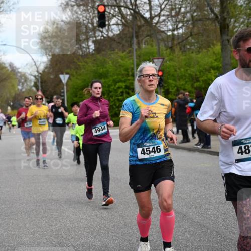 12.04.2026 - 45. Internationalen Wilhelmsburger Insellauf J. Mangold http://msf.ph/oto/9510694 12.04.2026 13:01:02 Ziel 5311, 4707, 4696, 5777, 3166, 4702, 4407, 4827, 4622, 5799, 4537, 4538, 4830, 4354, 4772, 4355, 5106, 4332, 5765, 4944, 4546, 5485, 4625, 4637, 3436, 3437, 2578, 4937, 5135, 5186, 4765, 5167, 4869, 5636, 3954, 5182, 4778, 5692, 4644, 4925, 5351, 5140, 4965, 3154, 4754, 3154, 4754, 4890, 4888, 4889, 5349, 3726, 5679, 5472, 5807, 5782, 4666, 5781, 5796, 2675 meine-sportfotos.de