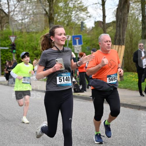 12.04.2026 - 45. Internationalen Wilhelmsburger Insellauf J. Mangold http://msf.ph/oto/9510754 12.04.2026 13:01:15 Ziel 5799, 4537, 4538, 4830, 4354, 4772, 4355, 5106, 4332, 5765, 4944, 4546, 5485, 4625, 4637, 3436, 3437, 2578, 4937, 5135, 5186, 4765, 5167, 4869, 5636, 3954, 5182, 4778, 5692, 4644, 4925, 5351, 5140, 4965, 3154, 4754, 4890, 4888, 4889, 5349, 3726, 5679, 5472, 5807, 5782, 4666, 5781, 5796, 2675, 2736, 3995, 5188, 5852, 3626, 5409, 5059 meine-sportfotos.de