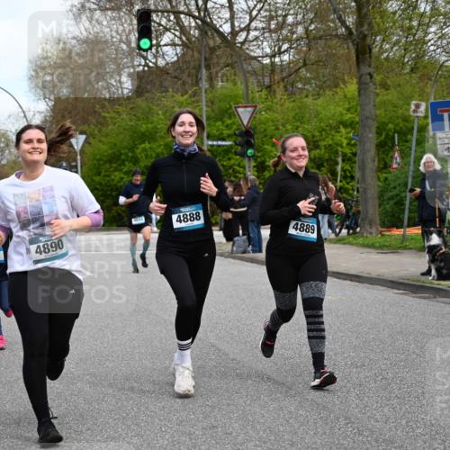 12.04.2026 - 45. Internationalen Wilhelmsburger Insellauf J. Mangold http://msf.ph/oto/9510764 12.04.2026 13:01:16 Ziel 5799, 4537, 4538, 4830, 4354, 4772, 4355, 5106, 4332, 5765, 4944, 4546, 5485, 4625, 4637, 3436, 3437, 2578, 4937, 5135, 5186, 4765, 5167, 4869, 5636, 3954, 5182, 4778, 5692, 4644, 4925, 5351, 5140, 4965, 3154, 4754, 4890, 4888, 4889, 5349, 3726, 4890, 4888, 4889, 5349, 3726, 5679, 5472, 5807, 5782, 4666, 5781, 5796, 2675, 2736, 2736, 3995, 5188, 5852, 3626, 5409, 5059 meine-sportfotos.de