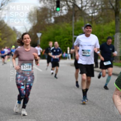 12.04.2026 - 45. Internationalen Wilhelmsburger Insellauf J. Mangold http://msf.ph/oto/9510786 12.04.2026 13:01:19 Ziel 4830, 4354, 4772, 4355, 5106, 4332, 5765, 4944, 4546, 5485, 4625, 4637, 3436, 3437, 2578, 4937, 5135, 5186, 4765, 5167, 4869, 5636, 3954, 5182, 4778, 5692, 4644, 4925, 5351, 5140, 4965, 3154, 4754, 4890, 4888, 4889, 5349, 3726, 5679, 5472, 5472, 5807, 5782, 4666, 5781, 5796, 2675, 2736, 3995, 5188, 5852, 3626, 5409, 5059, 2083 meine-sportfotos.de