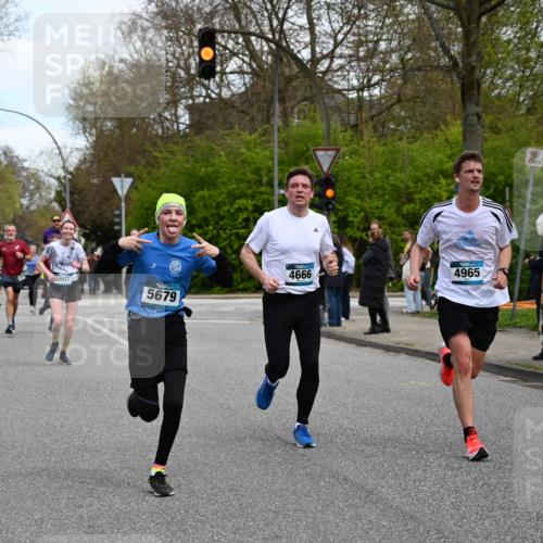 12.04.2026 - 45. Internationalen Wilhelmsburger Insellauf J. Mangold http://msf.ph/oto/9510822 12.04.2026 13:01:24 Ziel 5485, 4625, 4637, 3436, 3437, 2578, 4937, 5135, 5186, 4765, 5167, 4869, 5636, 3954, 5182, 4778, 5692, 4644, 4925, 5351, 5140, 4965, 3154, 4754, 4890, 4888, 4889, 5349, 3726, 5679, 5472, 5807, 5782, 4666, 5781, 5796, 2675, 2736, 3995, 5188, 5852, 3626, 5409, 5059, 2083, 5176, 4423 meine-sportfotos.de