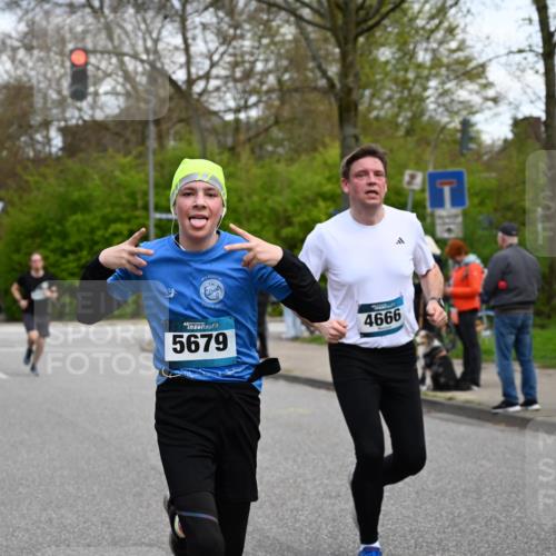 12.04.2026 - 45. Internationalen Wilhelmsburger Insellauf J. Mangold http://msf.ph/oto/9510834 12.04.2026 13:01:25 Ziel 4625, 4637, 3436, 3437, 2578, 4937, 5135, 5186, 4765, 5167, 4869, 5636, 3954, 5182, 4778, 5692, 4644, 4925, 5351, 5140, 4965, 3154, 4754, 4890, 4888, 4889, 5349, 3726, 5679, 5472, 5807, 5782, 4666, 5781, 5796, 2675, 5796, 2675, 2736, 3995, 5188, 5188, 5852, 3626, 5409, 5059, 2083, 5176, 4423, 2185 meine-sportfotos.de