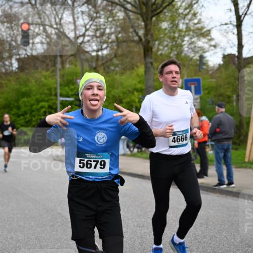 12.04.2026 - 45. Internationalen Wilhelmsburger Insellauf J. Mangold http://msf.ph/oto/9510835 12.04.2026 13:01:25 Ziel 4625, 4637, 3436, 3437, 2578, 4937, 5135, 5186, 4765, 5167, 4869, 5636, 3954, 5182, 4778, 5692, 4644, 4925, 5351, 5140, 4965, 3154, 4754, 4890, 4888, 4889, 5349, 3726, 5679, 5472, 5807, 5782, 4666, 5781, 5796, 2675, 5796, 2675, 2736, 3995, 5188, 5188, 5852, 3626, 5409, 5059, 2083, 5176, 4423, 2185 meine-sportfotos.de