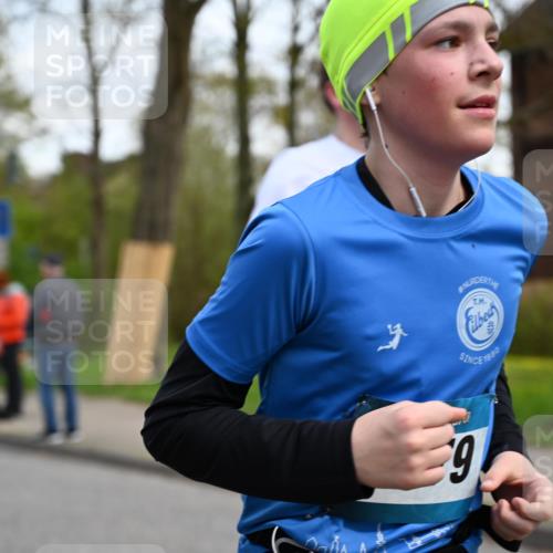 12.04.2026 - 45. Internationalen Wilhelmsburger Insellauf J. Mangold http://msf.ph/oto/9510844 12.04.2026 13:01:26 Ziel 3437, 2578, 4937, 5135, 5186, 4765, 5167, 4869, 5636, 3954, 5182, 4778, 5692, 4644, 4925, 5351, 5140, 4965, 3154, 4754, 4890, 4888, 4889, 5349, 3726, 5679, 5472, 5807, 5782, 4666, 5781, 5796, 2675, 2736, 3995, 5188, 5852, 5852, 3626, 5409, 5059, 2083, 5176, 4423, 2185 meine-sportfotos.de