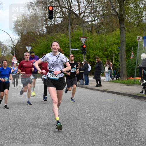 12.04.2026 - 45. Internationalen Wilhelmsburger Insellauf J. Mangold http://msf.ph/oto/9510850 12.04.2026 13:01:27 Ziel 5135, 5186, 4765, 5167, 4869, 5636, 3954, 5182, 4778, 5692, 4644, 4925, 5351, 5140, 4965, 3154, 4754, 4890, 4888, 4889, 5349, 3726, 5679, 5472, 5807, 5782, 4666, 5781, 5796, 2675, 2736, 3995, 5188, 5852, 3626, 5409, 5059, 3626, 5409, 5059, 2083, 5176, 4423, 2185, 5100 meine-sportfotos.de