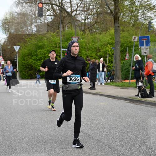 12.04.2026 - 45. Internationalen Wilhelmsburger Insellauf J. Mangold http://msf.ph/oto/9510934 12.04.2026 13:01:41 Ziel 4890, 4888, 4889, 5349, 3726, 5679, 5472, 5807, 5782, 4666, 5781, 5796, 2675, 2736, 3995, 5188, 5852, 3626, 5409, 5059, 2083, 5176, 4423, 2185, 5100, 4422, 4422, 2733, 4433, 2738, 3129, 3616, 5181, 5117, 3663, 5540, 5137, 4527, 4606, 5455 meine-sportfotos.de