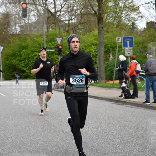 12.04.2026 - 45. Internationalen Wilhelmsburger Insellauf J. Mangold http://msf.ph/oto/9510938 12.04.2026 13:01:41 Ziel 4890, 4888, 4889, 5349, 3726, 5679, 5472, 5807, 5782, 4666, 5781, 5796, 2675, 2736, 3995, 5188, 5852, 3626, 5409, 5059, 2083, 5176, 4423, 2185, 5100, 4422, 4422, 2733, 4433, 2738, 3129, 3616, 5181, 5117, 3663, 5540, 5137, 4527, 4606, 5455 meine-sportfotos.de
