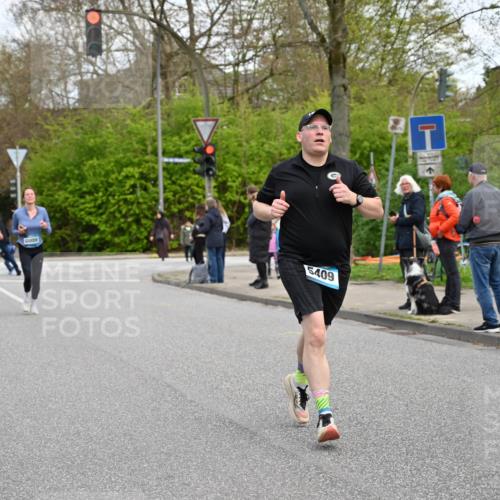12.04.2026 - 45. Internationalen Wilhelmsburger Insellauf J. Mangold http://msf.ph/oto/9510947 12.04.2026 13:01:43 Ziel 5679, 5472, 5807, 5782, 4666, 5781, 5796, 2675, 2736, 3995, 5188, 5852, 3626, 5409, 5059, 2083, 5176, 4423, 2185, 5100, 4422, 2733, 4433, 2733, 4433, 2738, 3129, 3616, 5181, 5117, 3663, 5540, 5137, 4527, 4606, 5455, 4817, 4818, 4966 meine-sportfotos.de