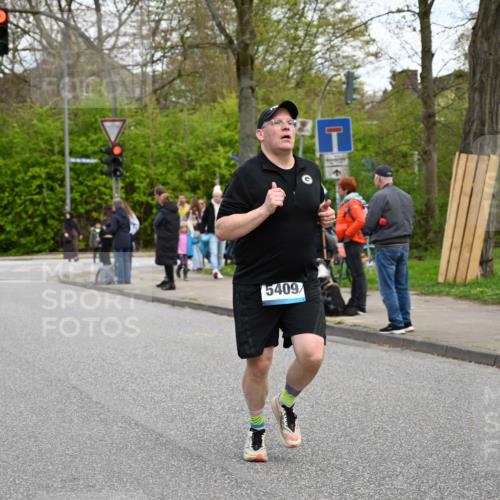 12.04.2026 - 45. Internationalen Wilhelmsburger Insellauf J. Mangold http://msf.ph/oto/9510950 12.04.2026 13:01:43 Ziel 5679, 5472, 5807, 5782, 4666, 5781, 5796, 2675, 2736, 3995, 5188, 5852, 3626, 5409, 5059, 2083, 5176, 4423, 2185, 5100, 4422, 2733, 4433, 2733, 4433, 2738, 3129, 3616, 5181, 5117, 3663, 5540, 5137, 4527, 4606, 5455, 4817, 4818, 4966 meine-sportfotos.de